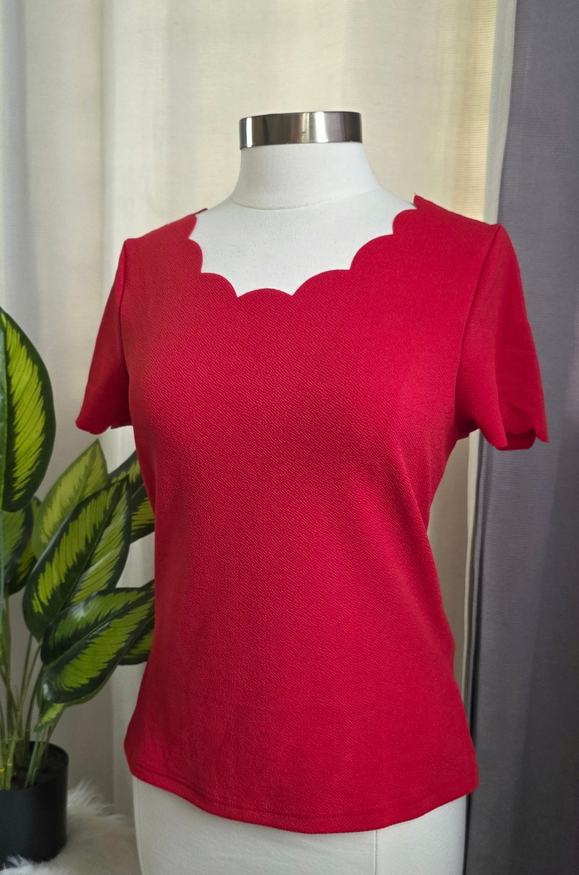 Blusa Roja Scallop