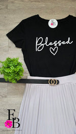 Cargar imagen en el visor de la galería, Camisa Black Blessed
