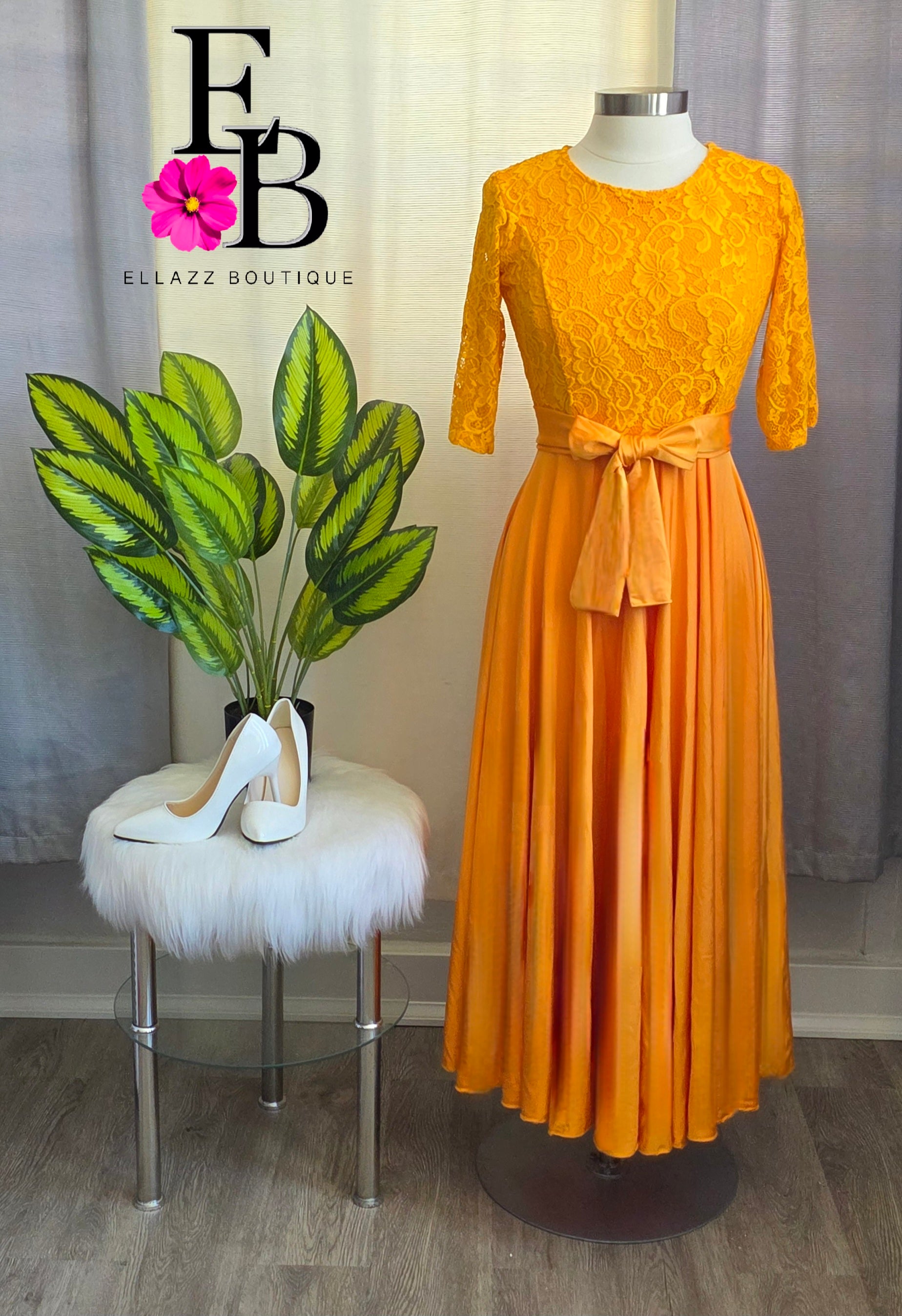 Encaje Maxi Dress Mostaza