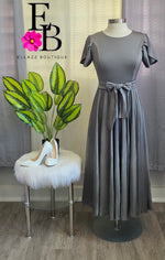 Cargar imagen en el visor de la galería, Grey Maxi Dress
